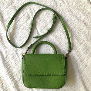 Universal Thread Crossbody